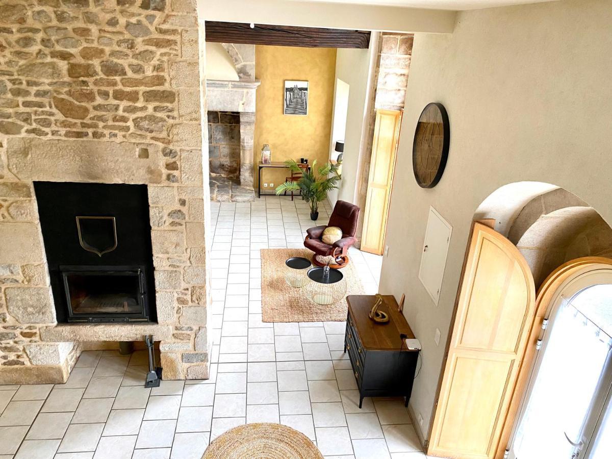 Tour Des Alleux - Maison De Maitre Pour 6 Taden Exterior photo