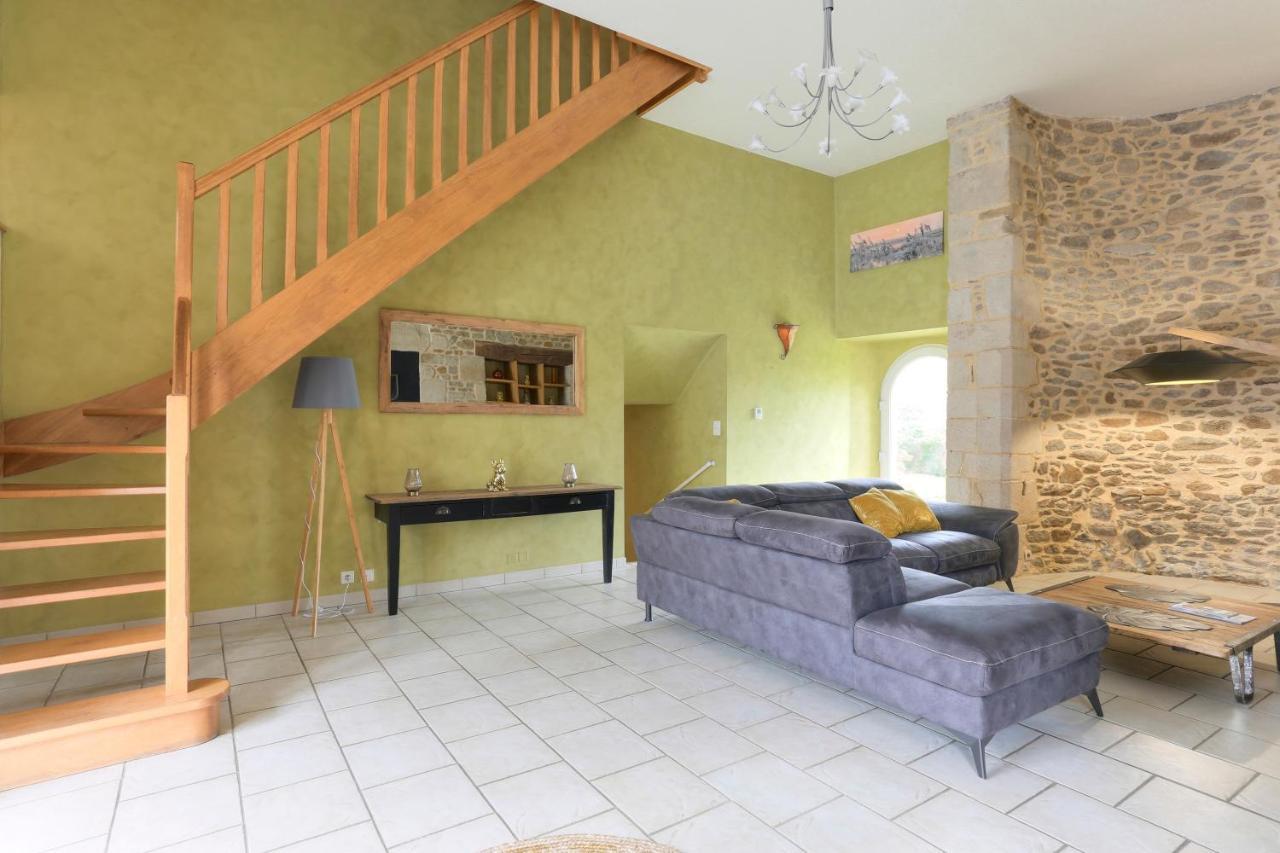 Tour Des Alleux - Maison De Maitre Pour 6 Taden Exterior photo